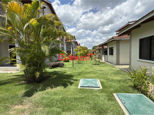 COSTA RICA - POTRERO, GUANACASTE